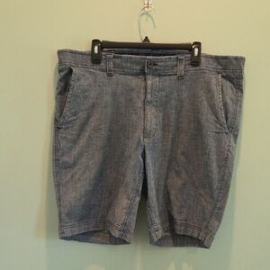 St. John's Bay Comfort Stretch Blue Flat Front Shorts Men's Size 42 10" Inseam